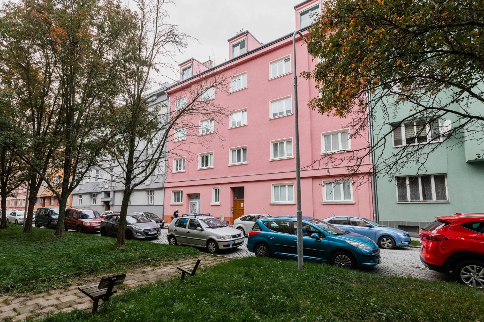 Romanticky Loft Parking U Hlavniho Nadrazi Olomouc Eksteriør bilde